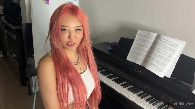 pornxxx เรียนเปียโน Kittylixo Bad Student Punishment Piano
